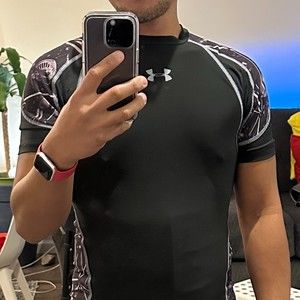 Meet your Posher, Gear